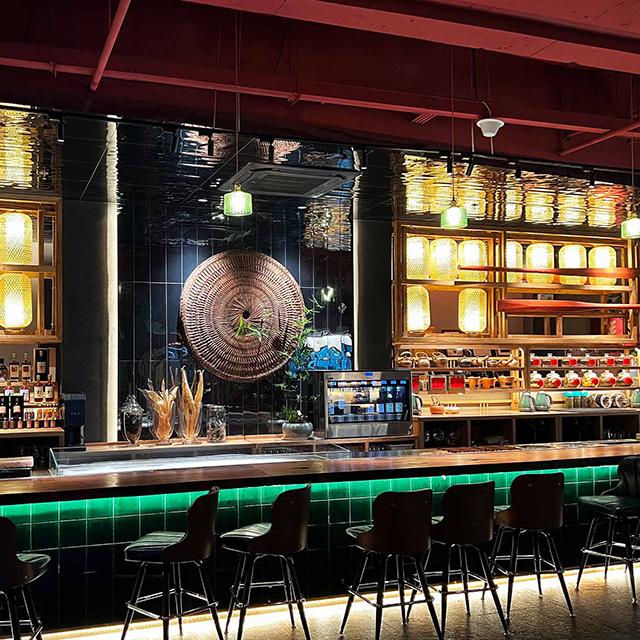 Master Oyster, Lianhua Branch